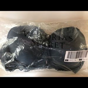Victoria’s Secret bra 38DD